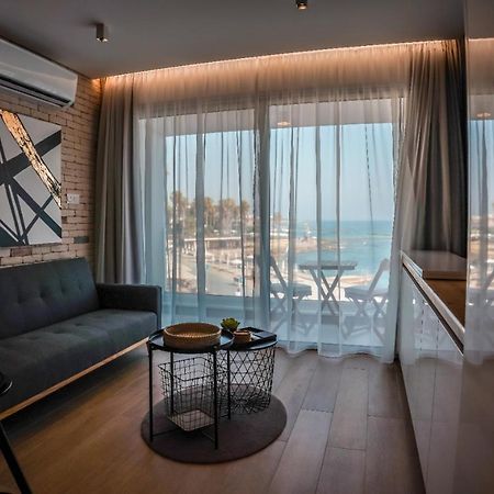 Cosea Living: Seaside Luxury Suite In Harbour 107A Paphos Exterior foto