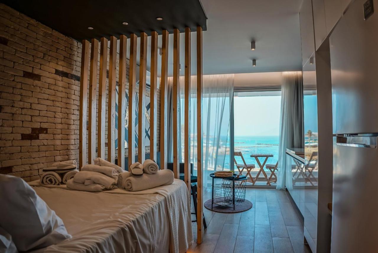 Cosea Living: Seaside Luxury Suite In Harbour 107A Paphos Exterior foto