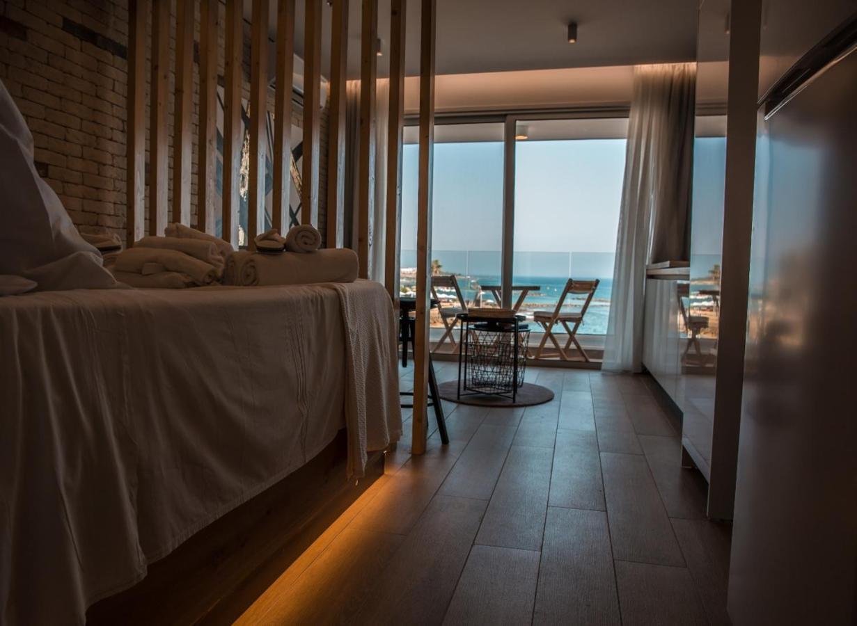 Cosea Living: Seaside Luxury Suite In Harbour 107A Paphos Exterior foto