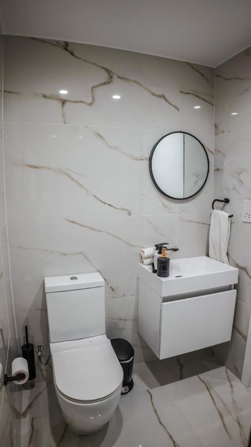 Cosea Living: Seaside Luxury Suite In Harbour 107A Paphos Exterior foto