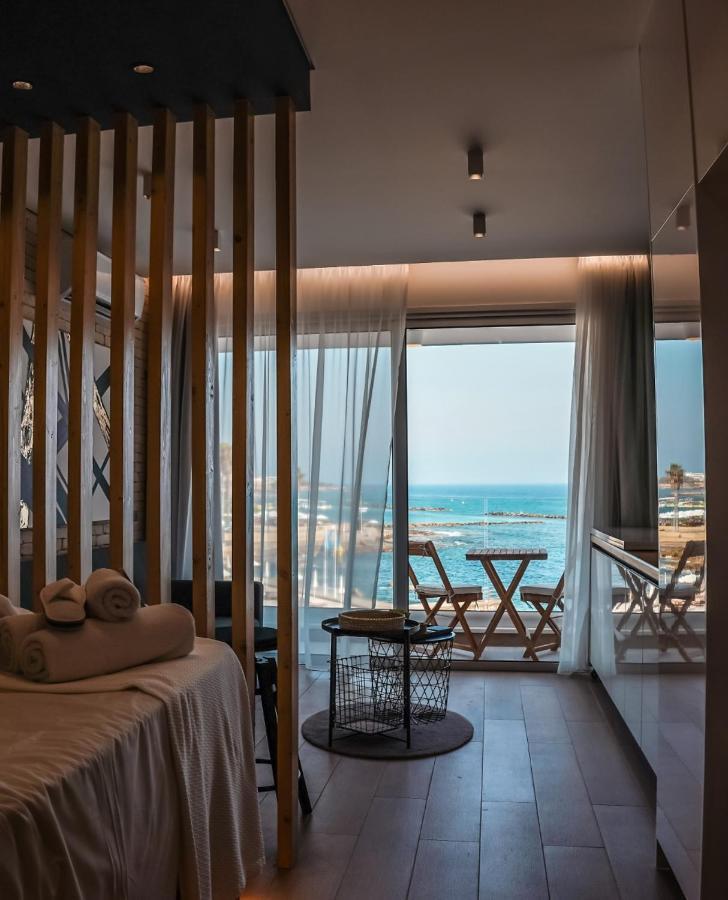 Cosea Living: Seaside Luxury Suite In Harbour 107A Paphos Exterior foto