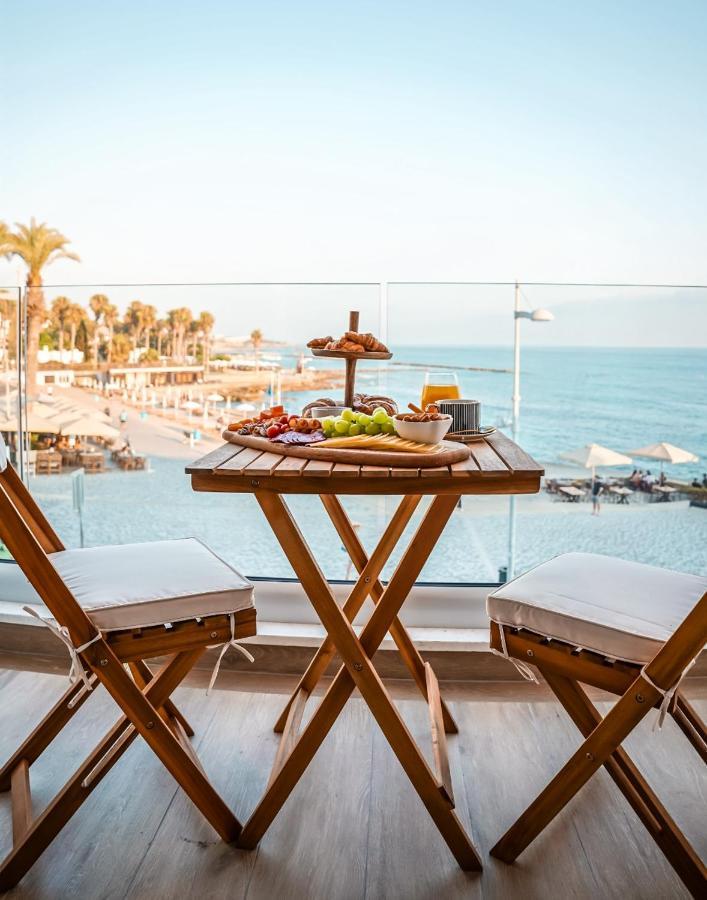 Cosea Living: Seaside Luxury Suite In Harbour 107A Paphos Exterior foto
